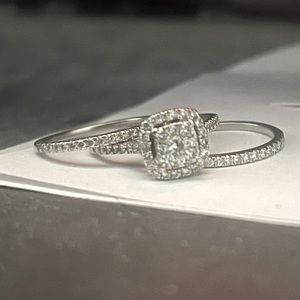 1CTTW 10K White Gold And Diamond Wedding Ring Set (3).